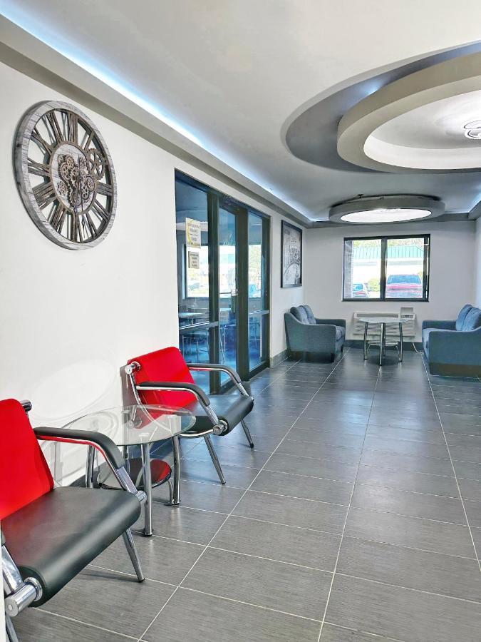 Super 8 By Wyndham Peoria Motel Ngoại thất bức ảnh