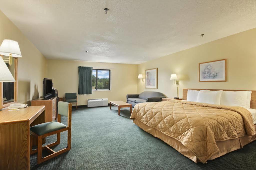 Super 8 By Wyndham Peoria Motel Ngoại thất bức ảnh